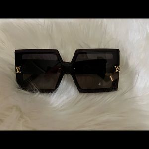 Women Square Oversized Sunglasses